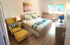 Unique Luxurious Jacuzzi PENTHOUSE DUPLEX in City Center! 2 BATHS! FREE PARKING! Sofia